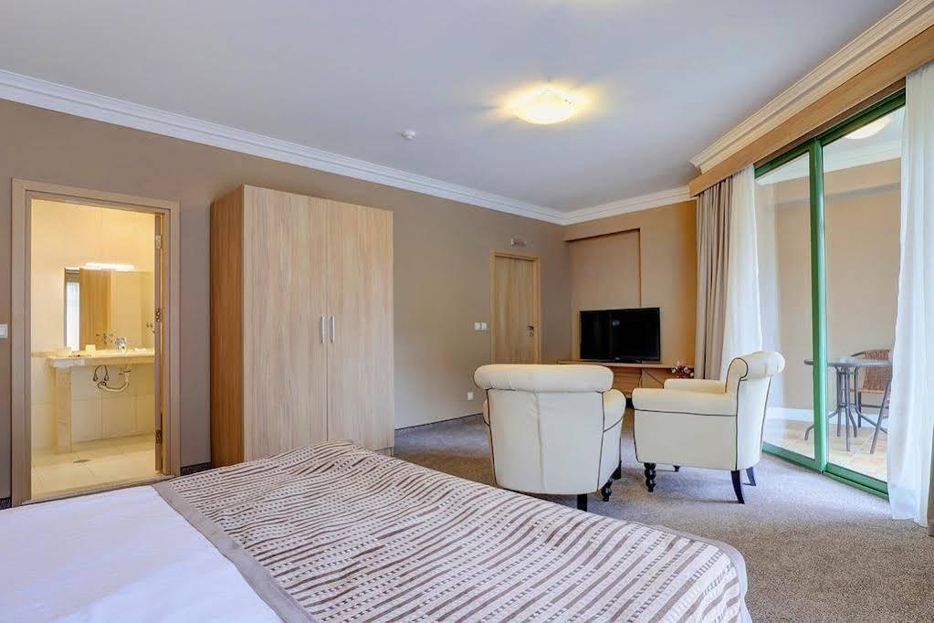 Romance Splendid And Spa Hotel Saints Constantine and Helena Exterior foto